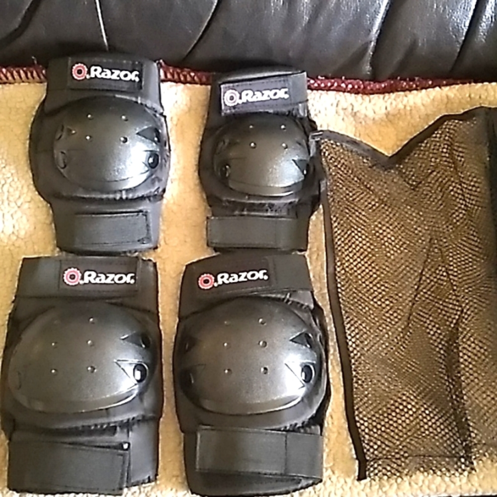 "RAZOR" Safety ELBOW PADS & KNEE PADS youth med